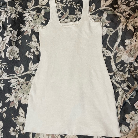 Abercrombie & Fitch Off White 90s Ribbed Mini Sweater Dress Large - Picture 7 of 10